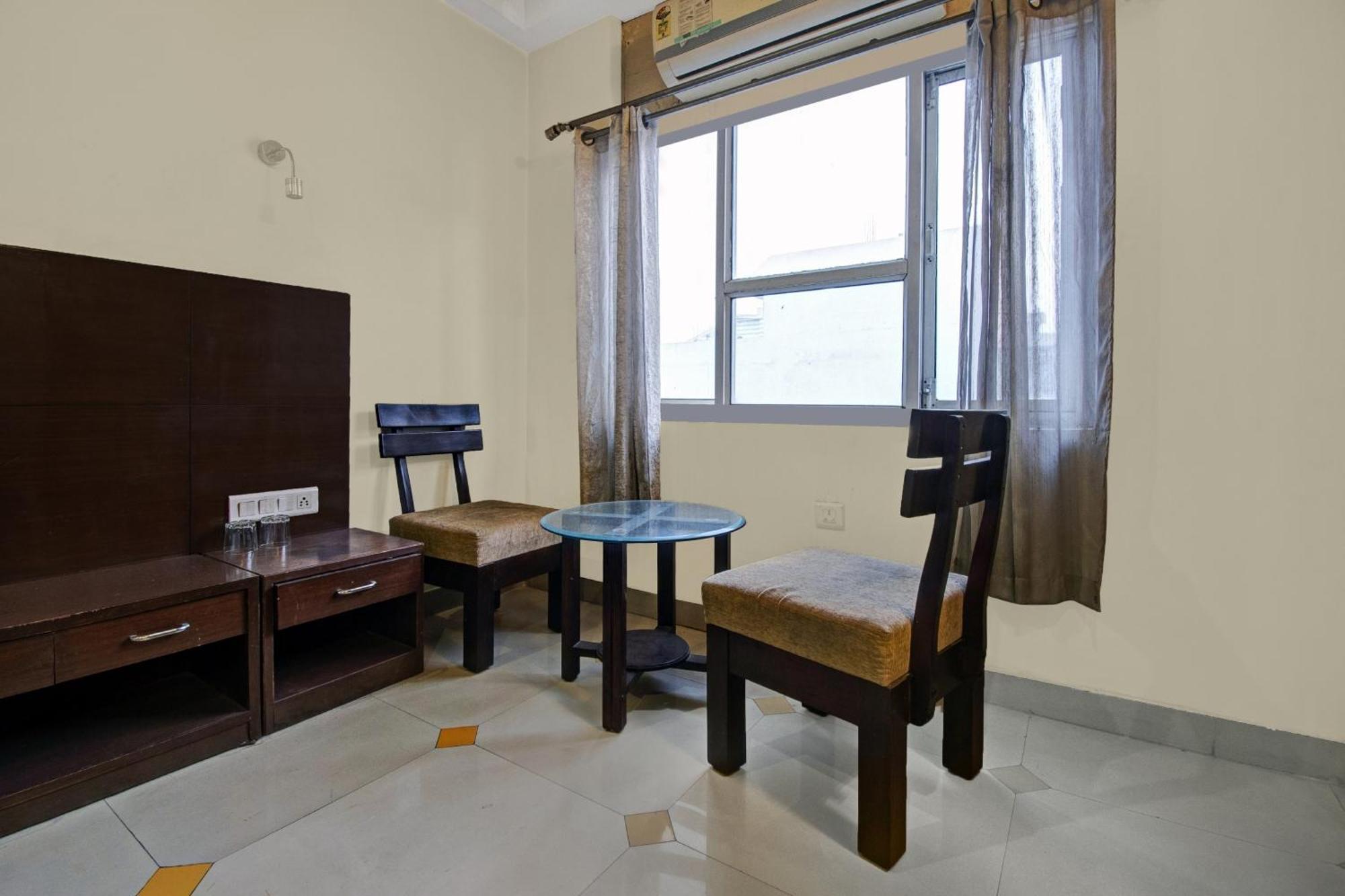 Townhouse Oak Hotel Heritage Heights Jaipur Buitenkant foto