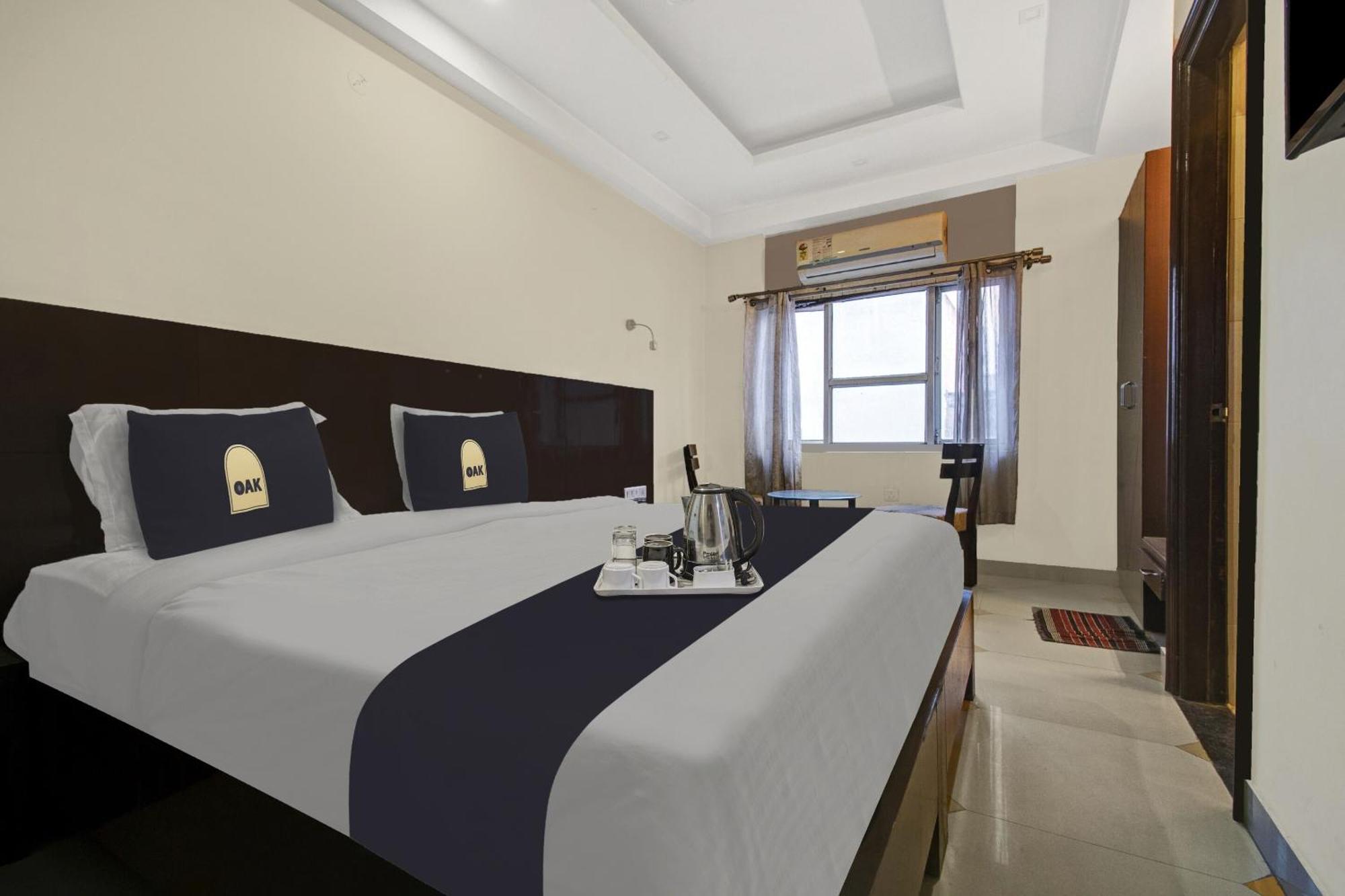 Townhouse Oak Hotel Heritage Heights Jaipur Buitenkant foto